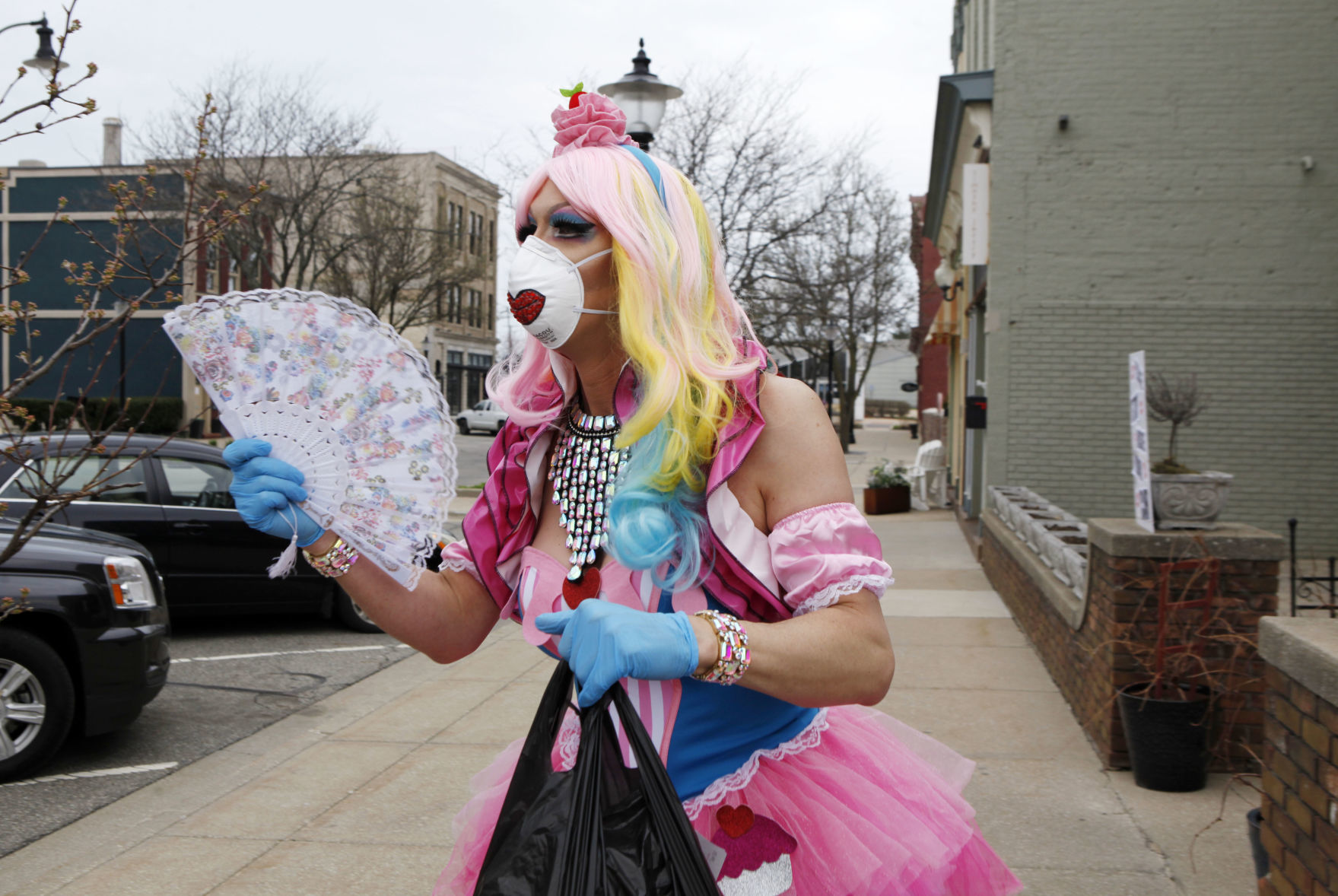 Gallery: "Dragside" pickup